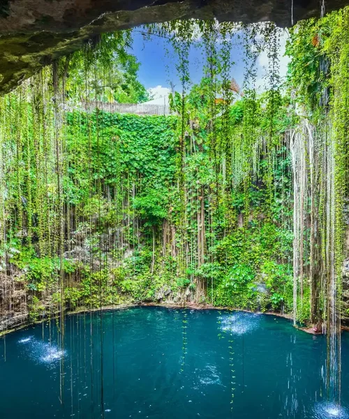 cenote-ik-kil-cv0q